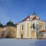 Lány, kostel Nejsvětějšího Jména Ježíš