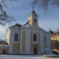 Lány, kostel Nejsvětějšího Jména Ježíš