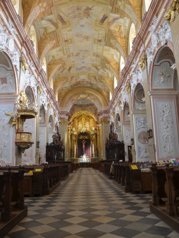 Velehrad, Bazilika Nanebevzetí Panny Marie a sv. Cyrila a Metoděje